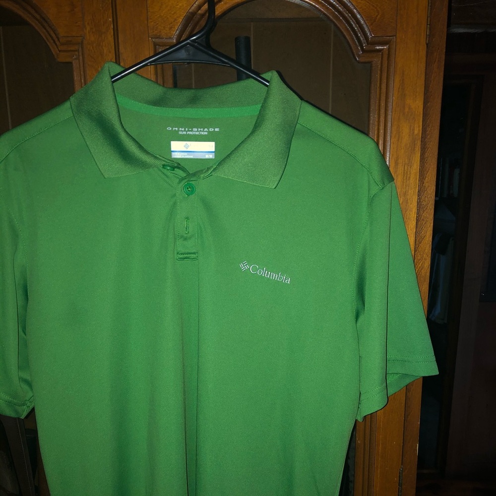 Men’s Columbia short sleeve shirt